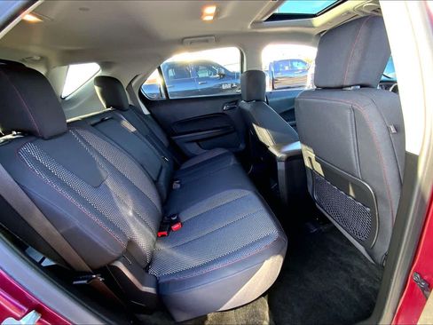 Used 2017 Chevrolet Equinox LT w/ Convenience Package AWD/4WD image 19
