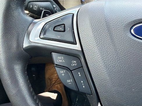 Used 2016 Ford Fusion Titanium AWD/4WD image 12