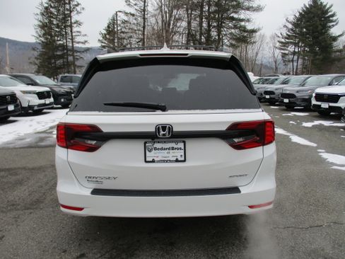 Certified 2023 Honda Odyssey Sport image 6