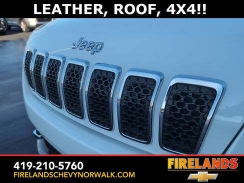 Used 2022 Jeep Cherokee Limited w/ Elite Package image 11