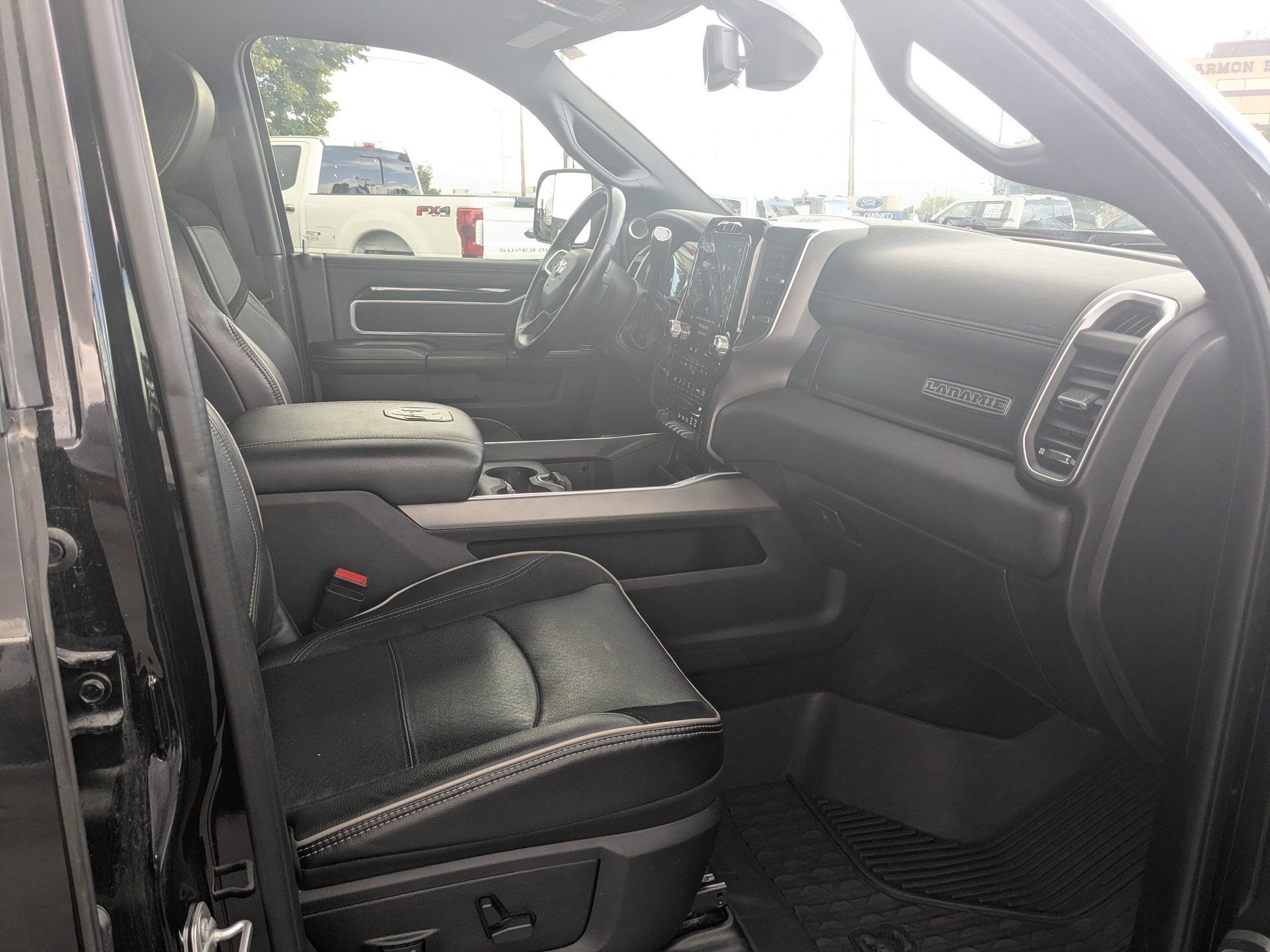 Used 2020 RAM 3500 Laramie AWD/4WD image 31