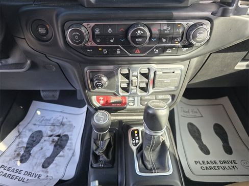 Used 2020 Jeep Gladiator Rubicon image 24