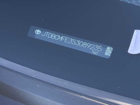 Used 2025 Toyota Corolla SE image 26