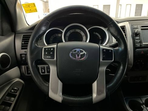 Used 2013 Toyota Tacoma 4x4 Double Cab w/ TRD Off-Road Pkg image 17