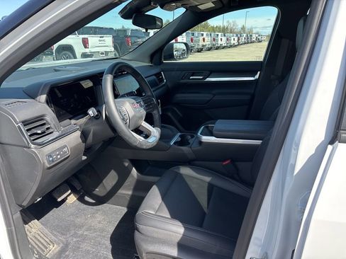 Used 2026 GMC Terrain Elevation w/ Elevation Premium Package AWD/4WD image 18