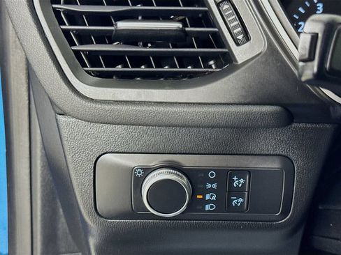 Used 2020 Ford Escape SE FWD image 11
