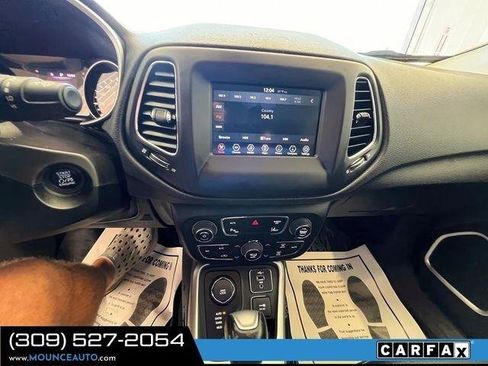 Used 2019 Jeep Compass Latitude w/ Safety & Security Group AWD/4WD image 18