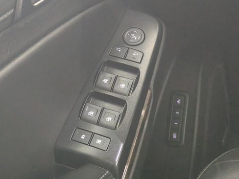 Used 2017 Chevrolet Tahoe LT AWD/4WD image 18