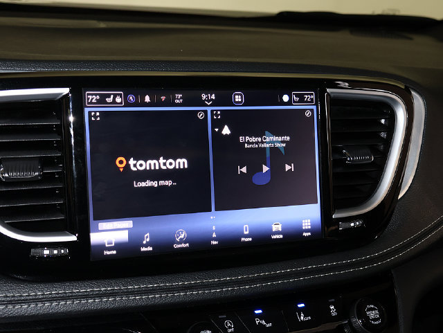 Used 2026 Chrysler Pacifica Limited FWD image 19