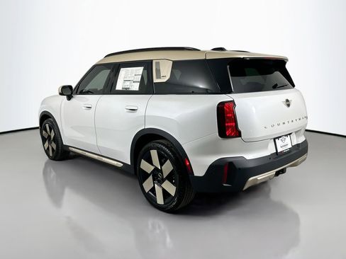 Certified 2025 MINI Cooper Countryman S w/ Comfort Package Max image 7