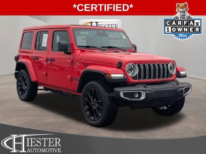 Used 2025 Jeep Wrangler Unlimited Sahara w/ Safety Group