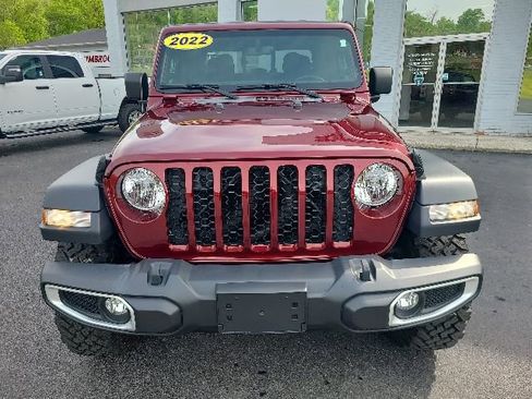Used 2022 Jeep Gladiator Sport AWD/4WD image 9