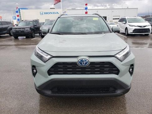 Used 2023 Toyota RAV4 XLE Premium image 2