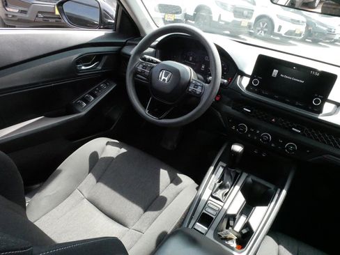 Certified 2023 Honda Accord EX image 9