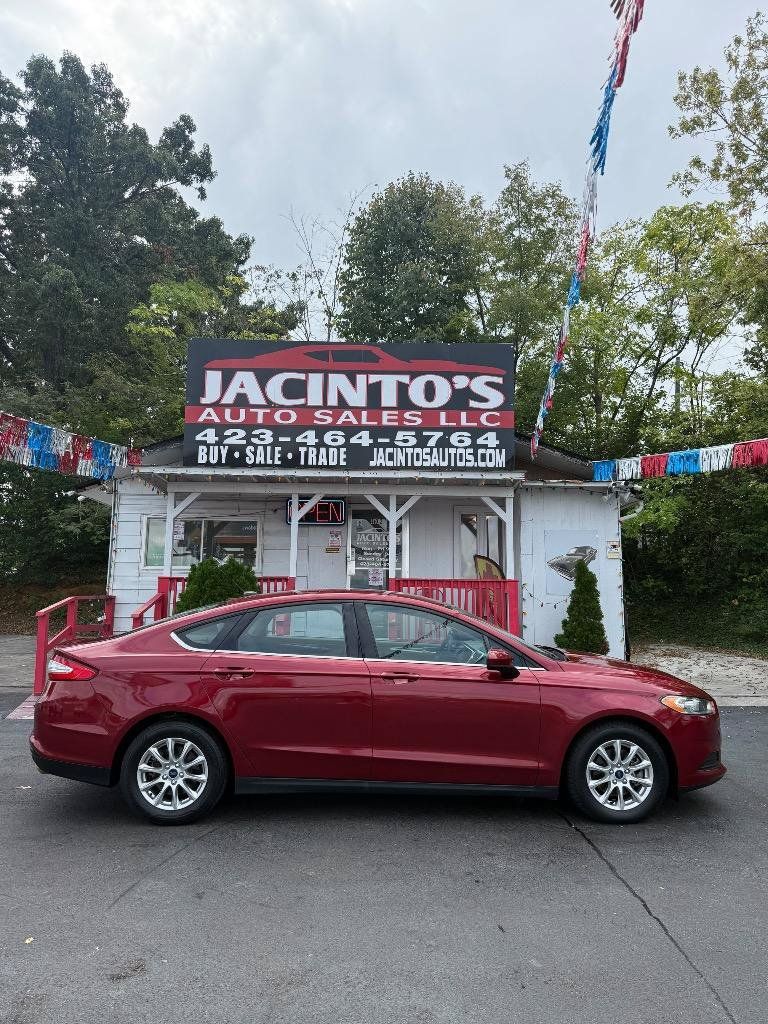 Used 2016 Ford Fusion S FWD image 1