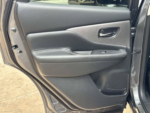 Used 2021 Nissan Murano SL FWD image 16