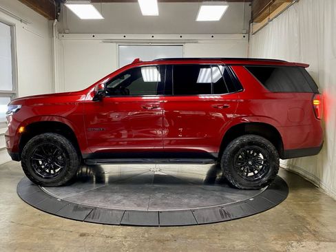 Used 2021 Chevrolet Tahoe RST w/ Luxury Package AWD/4WD image 6