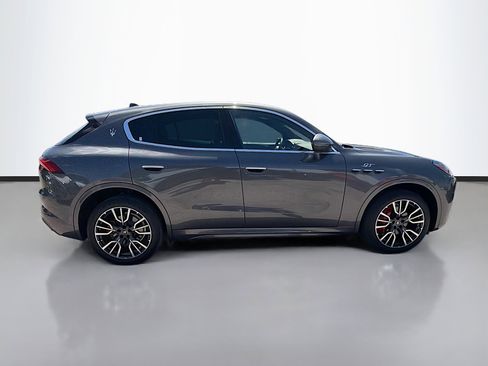 Used 2023 Maserati Grecale GT AWD/4WD image 2