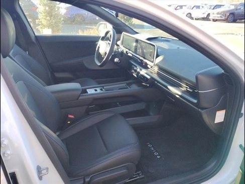 New 2025 Hyundai Ioniq 6 SEL image 10