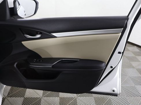 Used 2019 Honda Civic LX image 21