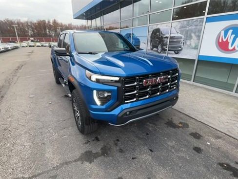 Certified 2024 GMC Canyon AT4 image 2