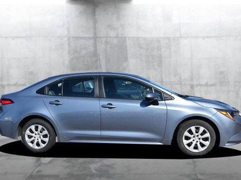 Used 2024 Toyota Corolla LE image 5