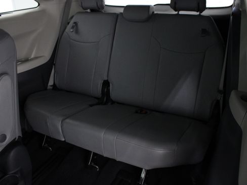 Used 2024 Toyota Sienna Limited FWD image 36