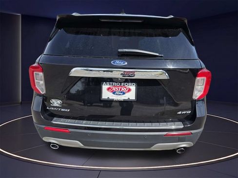 Certified 2023 Ford Explorer Limited AWD/4WD image 5