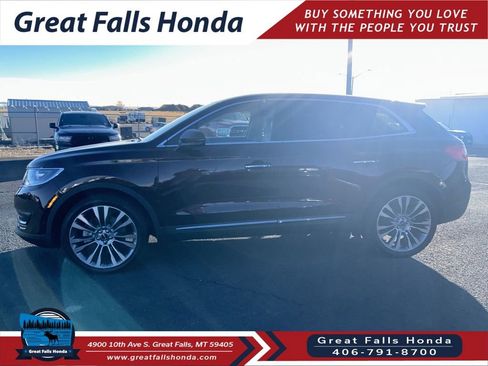 Used 2017 Lincoln MKX Reserve w/ Driver Assistance Package image 4
