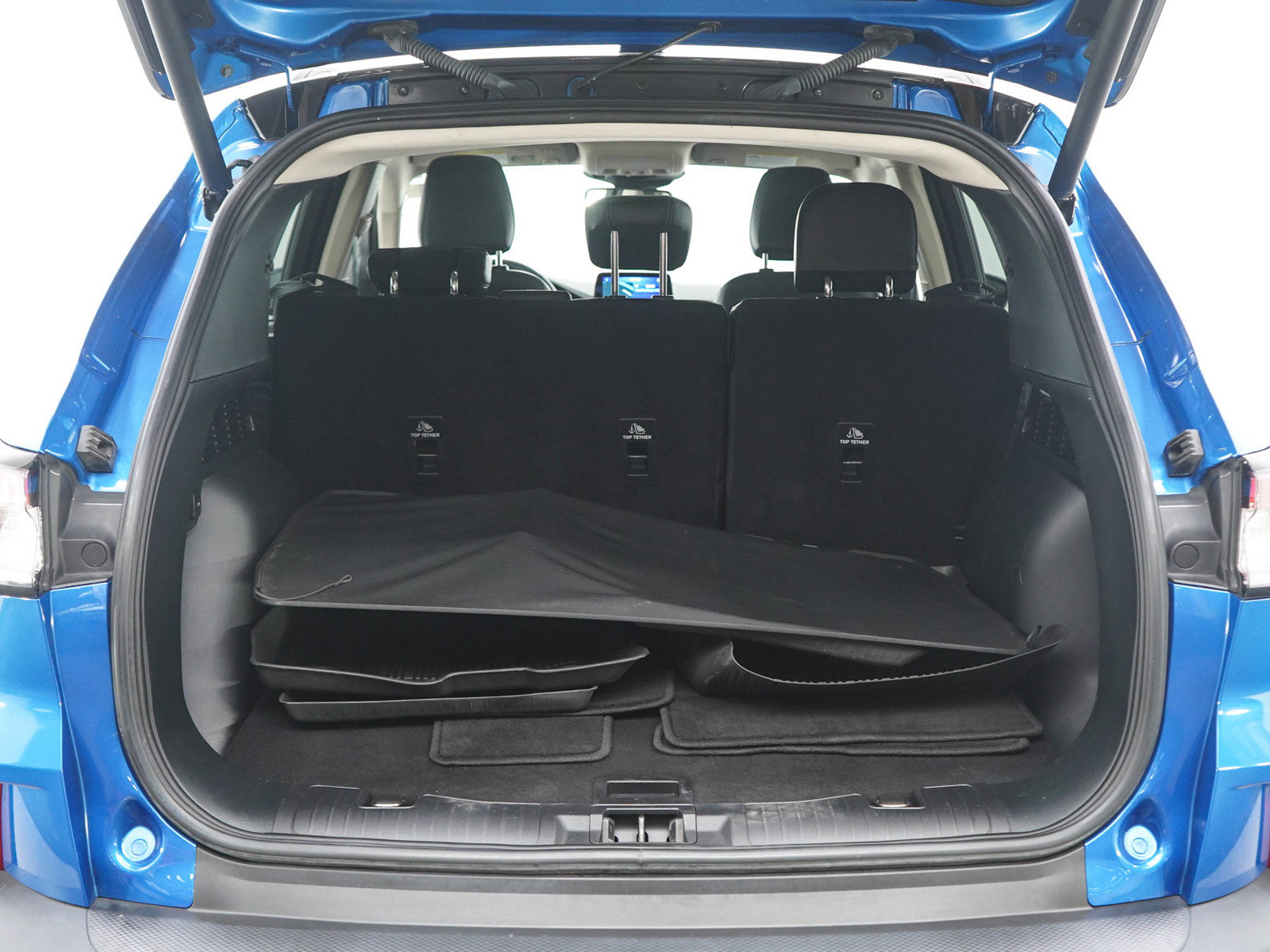 Used 2020 Ford Escape Titanium AWD/4WD image 15