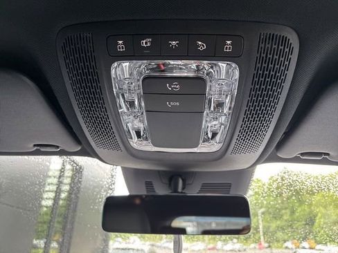 Certified 2025 Mercedes-Benz GLA 250 4MATIC image 35