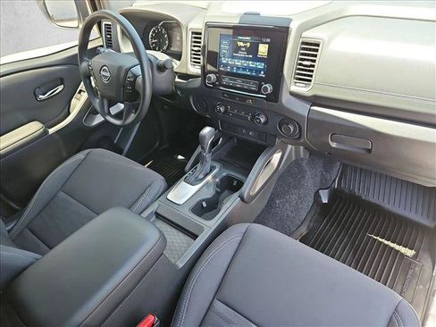 Used 2024 Nissan Frontier SV RWD image 19