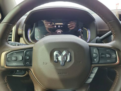 Used 2025 RAM 3500 Longhorn image 16