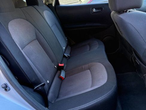 Used 2013 Nissan Rogue SV image 18