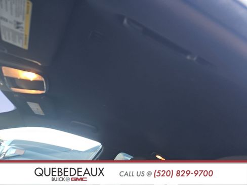 Used 2023 Dodge Charger SXT w/ Blacktop Package image 19