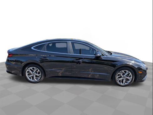 Used 2021 Hyundai Sonata SEL FWD image 3