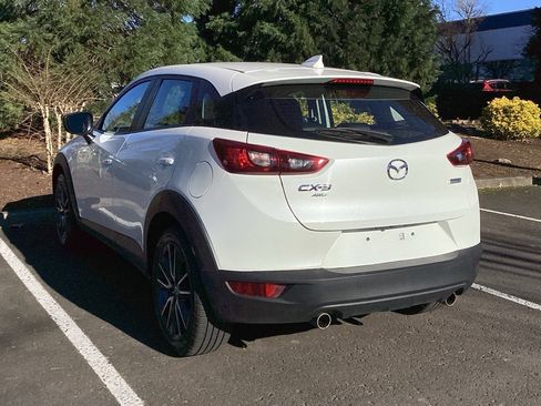 Used 2018 MAZDA CX-3 Touring w/ Preferred Equipment Package image 11