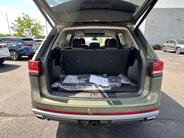 New 2026 Volkswagen Atlas Peak Edition AWD/4WD image 17