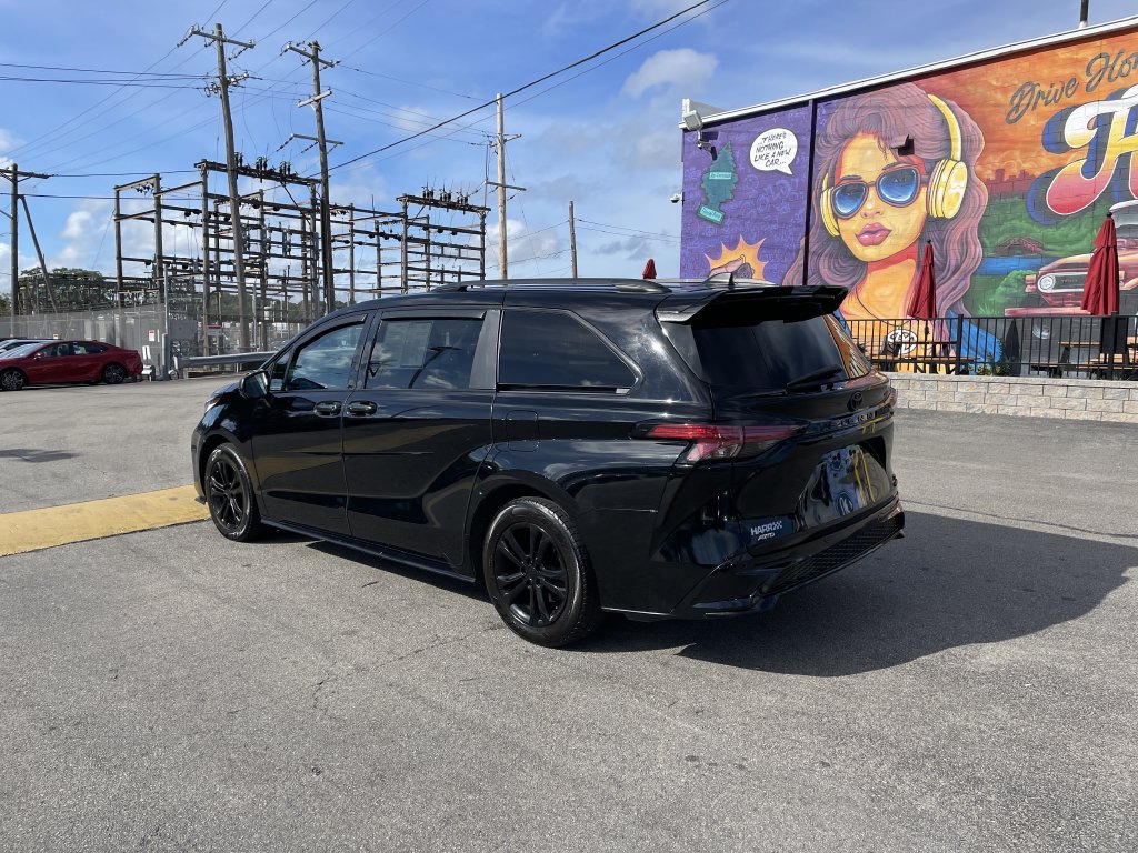 Certified 2023 Toyota Sienna XSE w/ XSE Plus Package AWD/4WD image 3