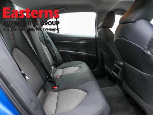 Used 2020 Toyota Camry LE w/ Fleet Convenience Package image 21