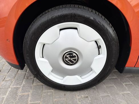 Certified 2025 Volkswagen ID. Buzz 1st Edition AWD/4WD image 25