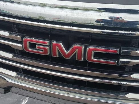 Used 2023 GMC Acadia SLE w/ Driver Convenience Package AWD/4WD image 29