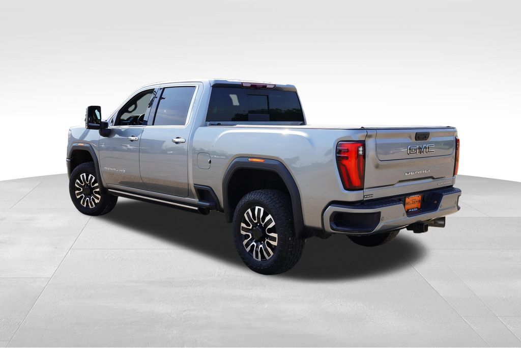 Certified 2025 GMC Sierra 3500 Denali Ultimate AWD/4WD image 7