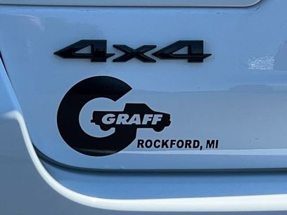 New 2026 Jeep Grand Cherokee Altitude