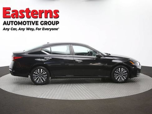 Used 2024 Nissan Altima 2.5 SV FWD image 44
