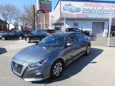 Used 2021 Nissan Altima 2.5 S FWD image 2