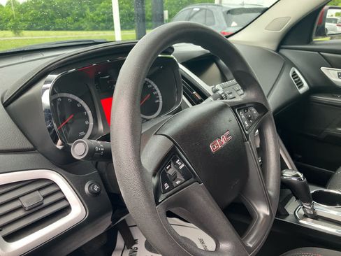 Used 2016 GMC Terrain SLE FWD image 9