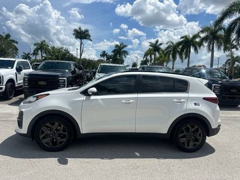 Used 2021 Kia Sportage S FWD image 2