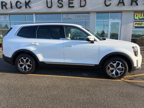 Used 2020 Kia Telluride EX w/ Towing Package image 2