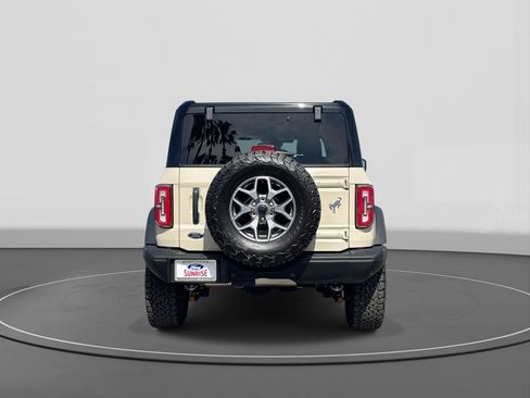 Certified 2025 Ford Bronco Badlands image 6